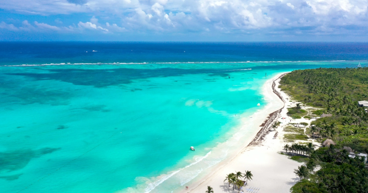 Viaje a Cancún en Diciembre con Vuelos y 7 Noches en Pensión Completa