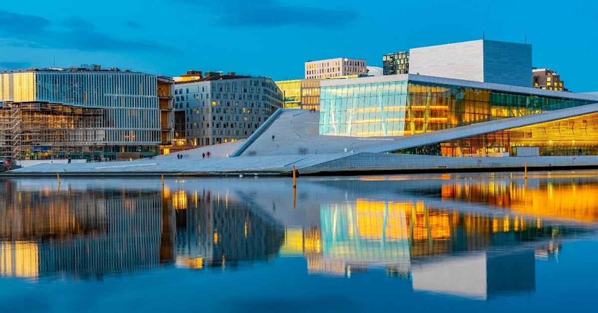 Escapada a Mercadillos Navideños en Oslo, Noruega: 3 Noches con Vuelos por 235€