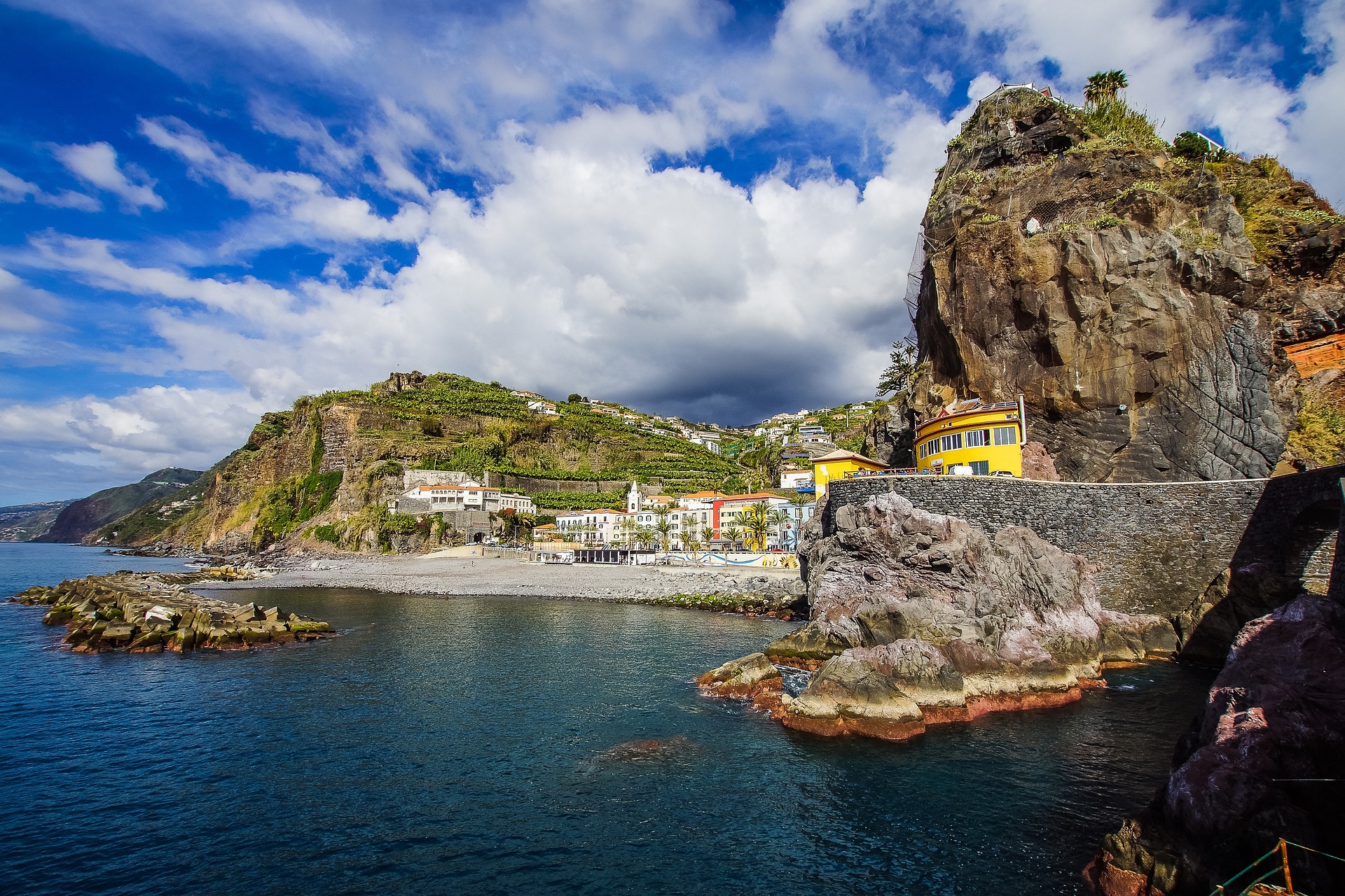  portugal-madeira-ponta-do-sol.jpg
