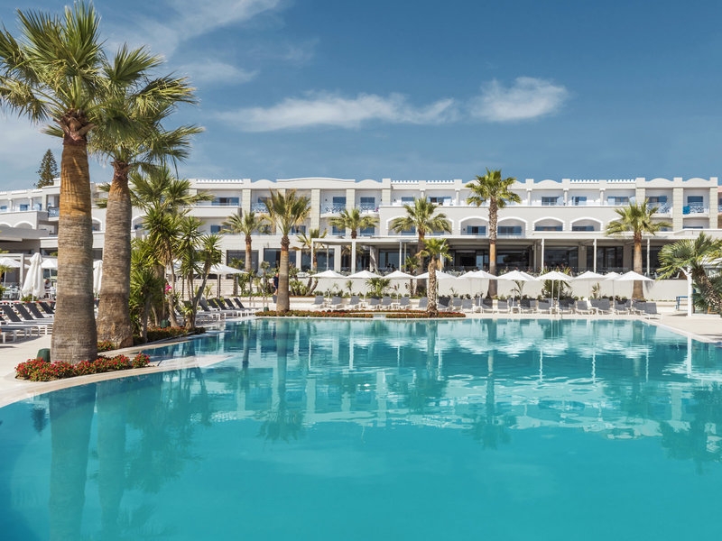 Mitsis_Rodos_Village_Restaurant_Pool.jpg