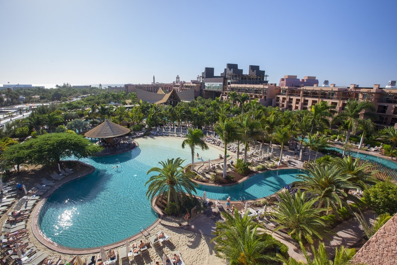Lopesanbeobabresort1