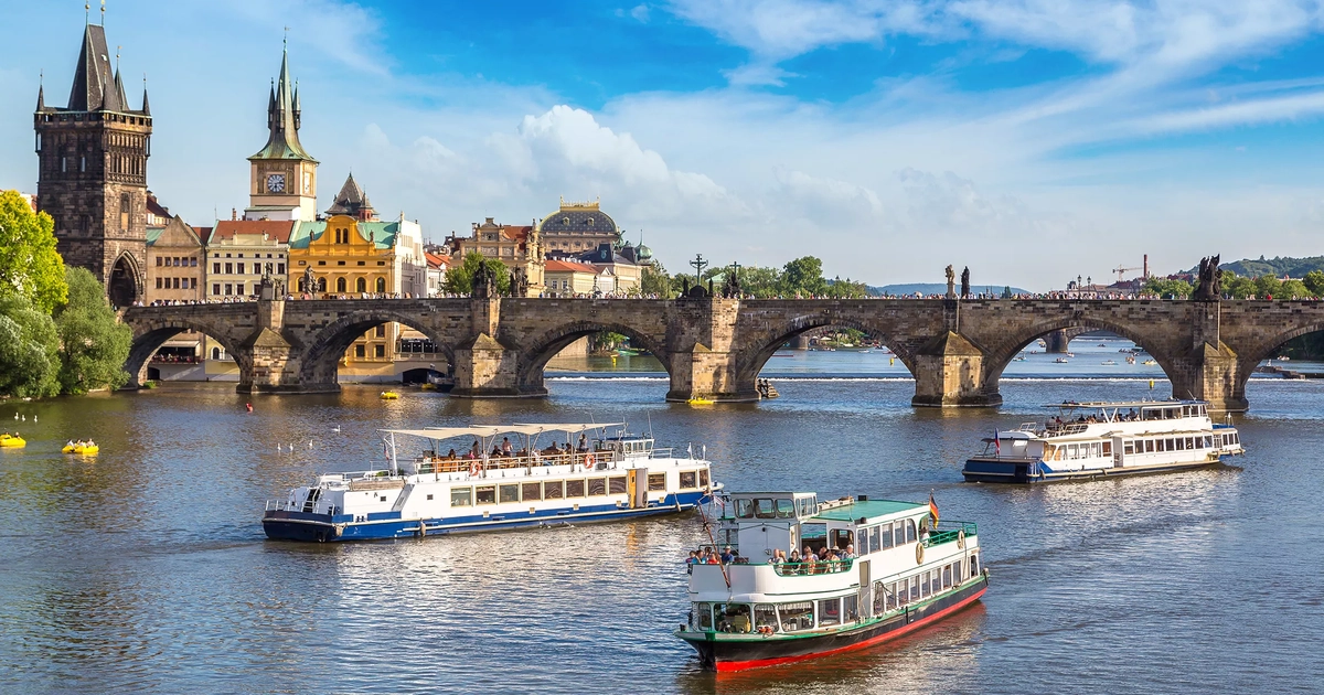 Escapada a Praga: 2 Noches en Hotel 3* con Vuelos Incluidos