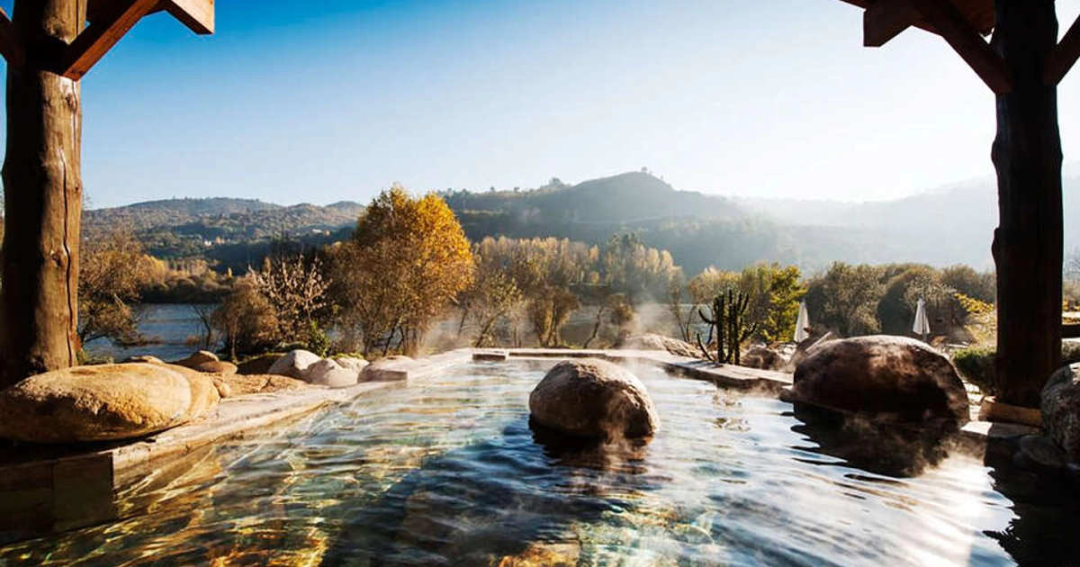 Escapada a Ourense: Noche de Hotel con Desayuno y Acceso a Termas de Outariz/Prexigueiro