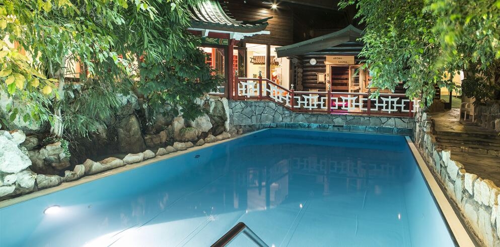 UG_TC_Taunus Therme mit Übernachtung im Premium Hotel  