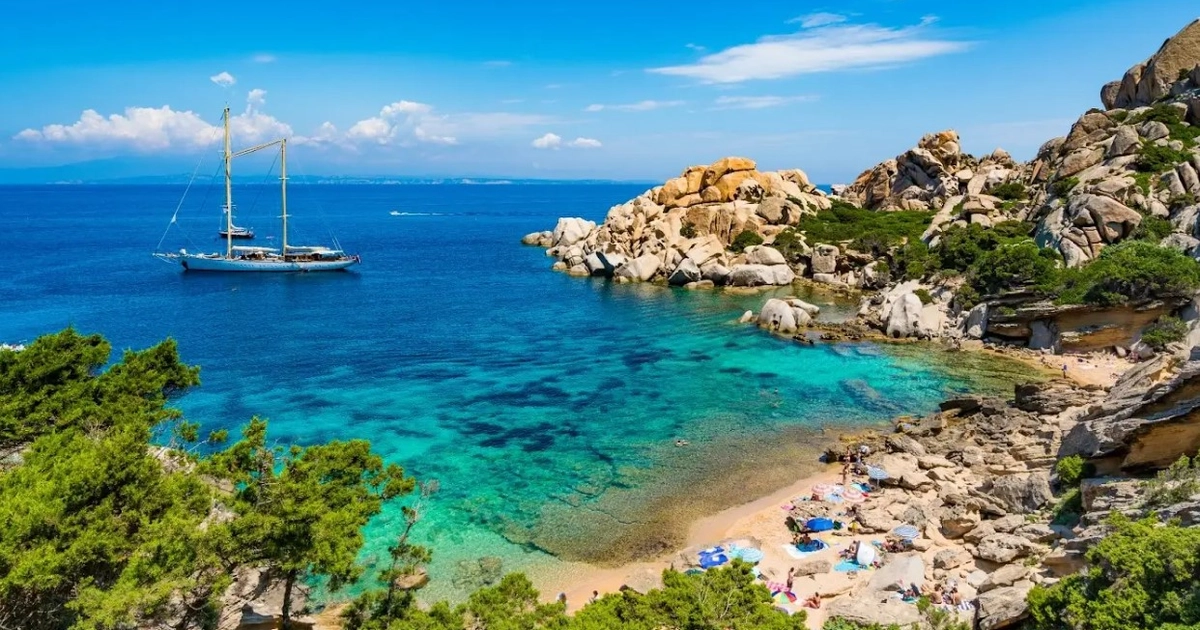 Semana en Cerdeña con Hotel y Vuelos Incluidos por 185€