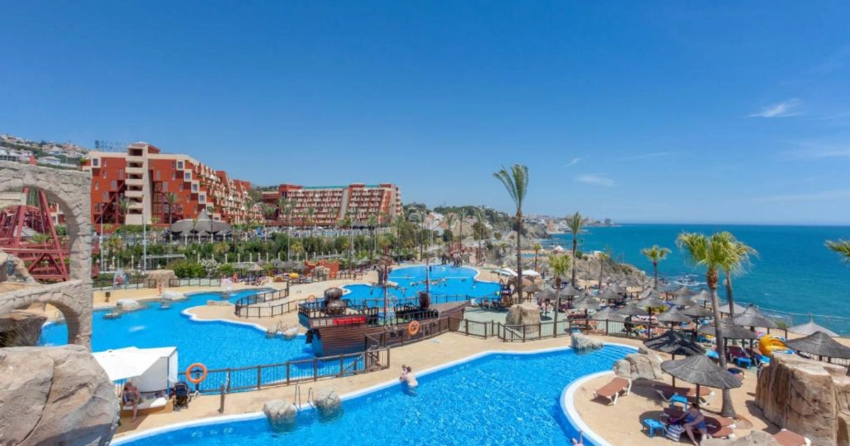 Estancia en Resort de Benalmádena con Desayuno Incluido