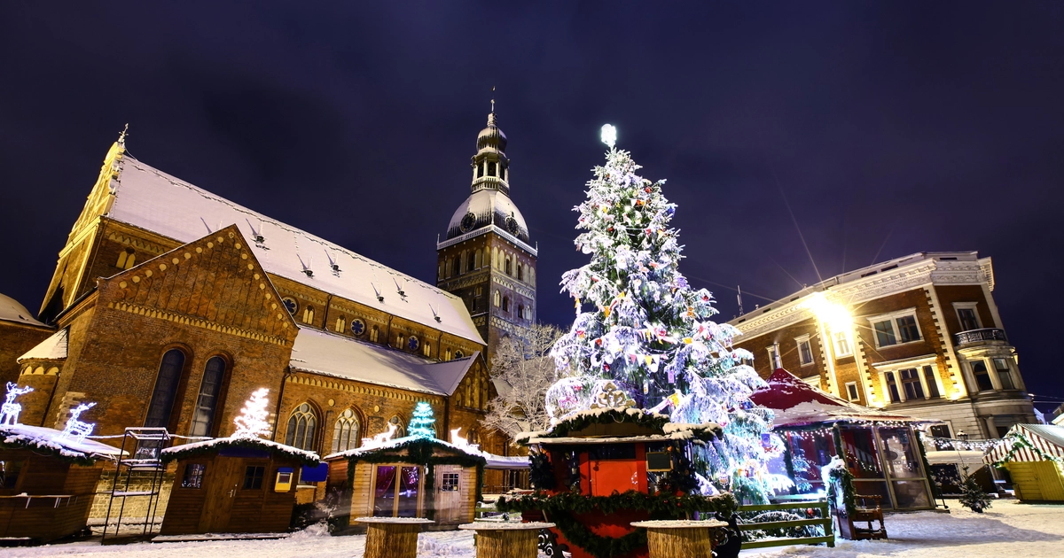 Mercadillos Navideños en Riga, Letonia: 3 Noches con Vuelos y Hotel desde 673€