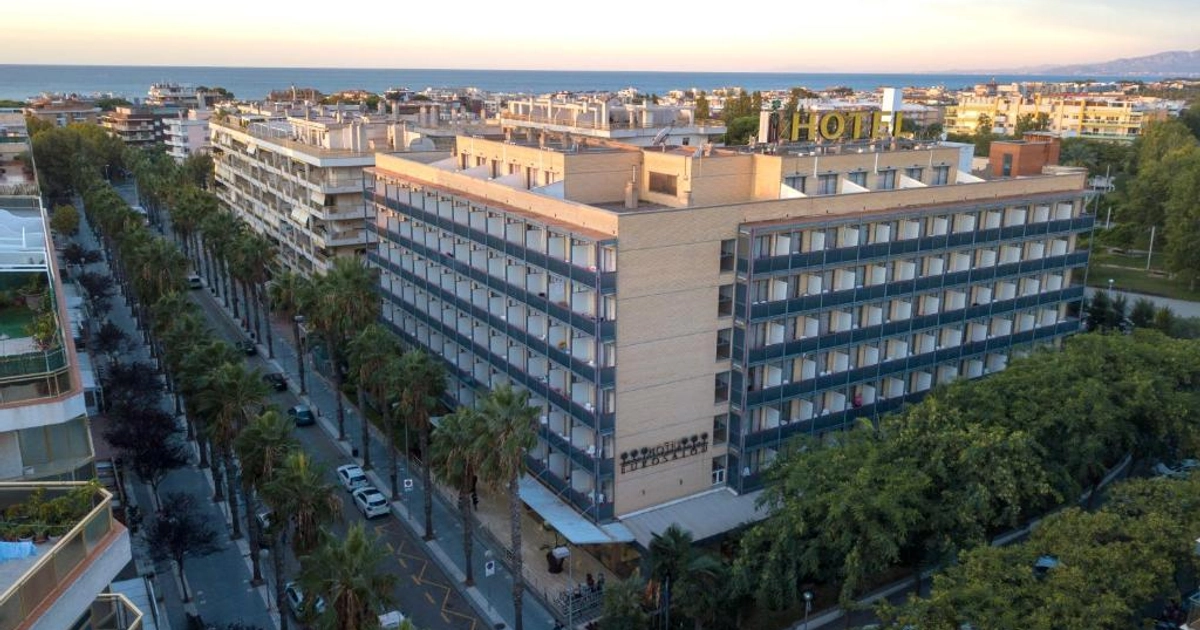 Estancia de Pensión Completa con Acceso SPA en Hotel 4* en Salou