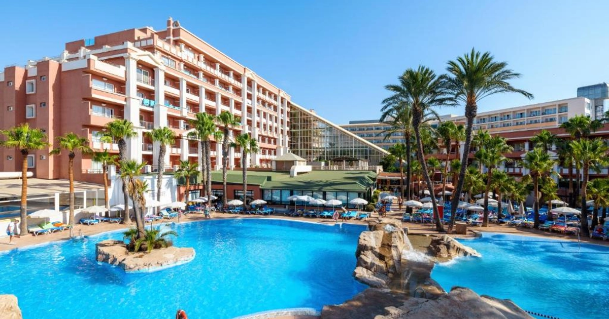 Noche de Hotel en Roquetas de Mar junto a la Playa